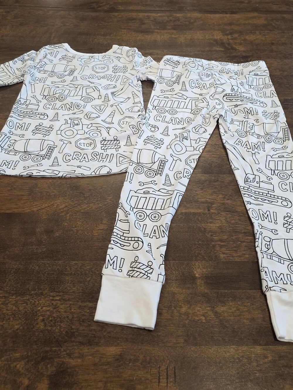 NWT Caden Lane Colorable Construction Print Pajama Set 3T